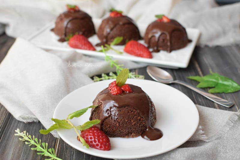 Mini zuccotti cioccolato e fragole